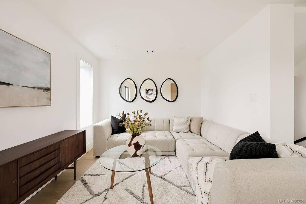 #3-2268 Bowker Ave, Oak Bay, BC