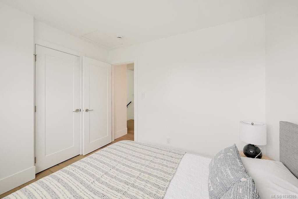#3-2268 Bowker Ave, Oak Bay, BC