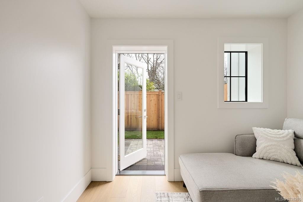 #3-2268 Bowker Ave, Oak Bay, BC
