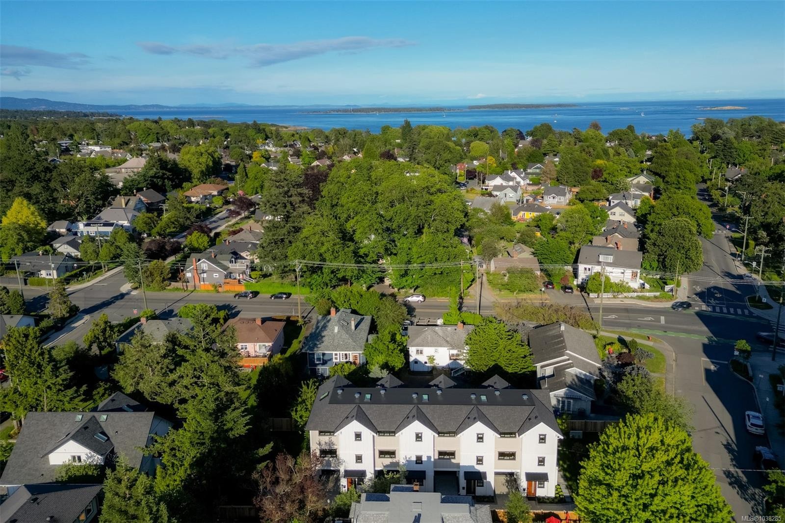 #3-2268 Bowker Ave, Oak Bay, BC