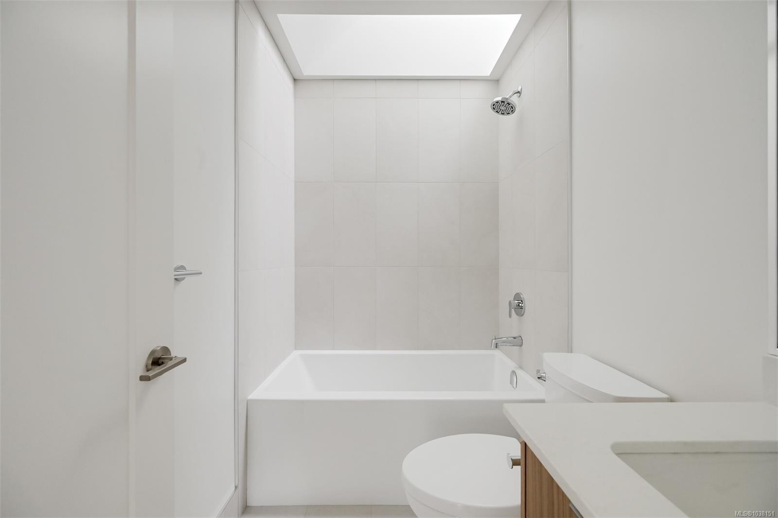 #1-2268 Bowker Ave, Oak Bay, BC