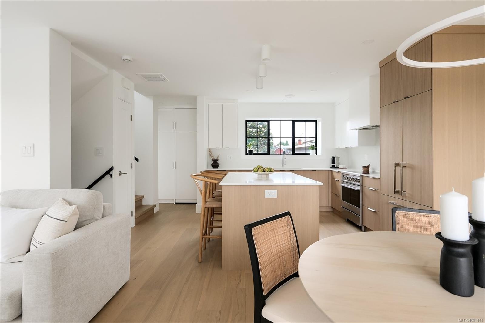 #1-2268 Bowker Ave, Oak Bay, BC