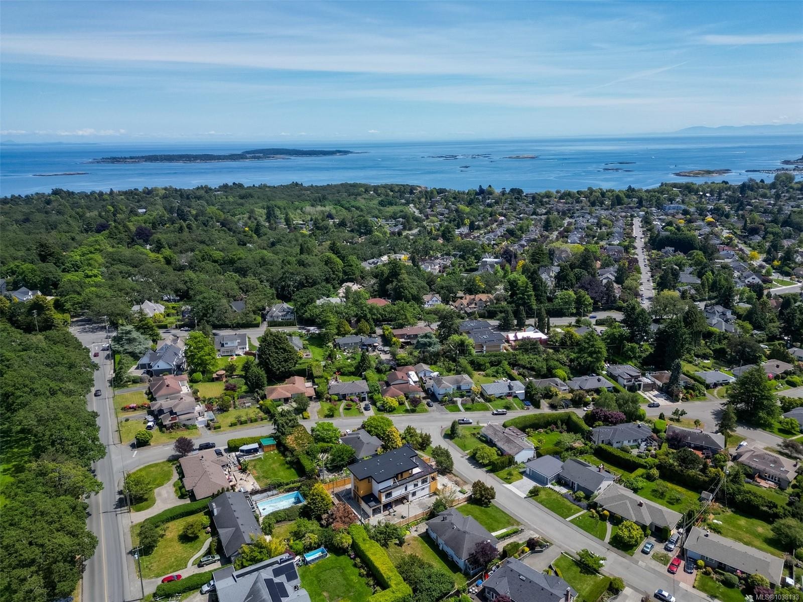 #1-3080 Oakdowne Rd, Oak Bay, BC - Outdoor With Body Of Water With View
