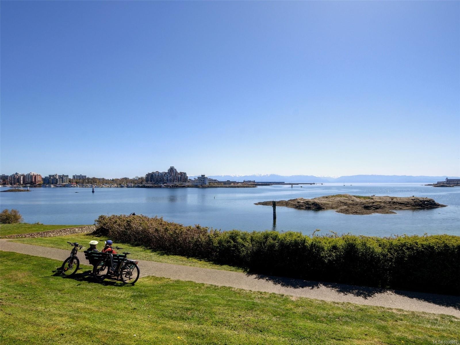 #501-327 Maitland St, Victoria, BC - Outdoor With Body Of Water With View