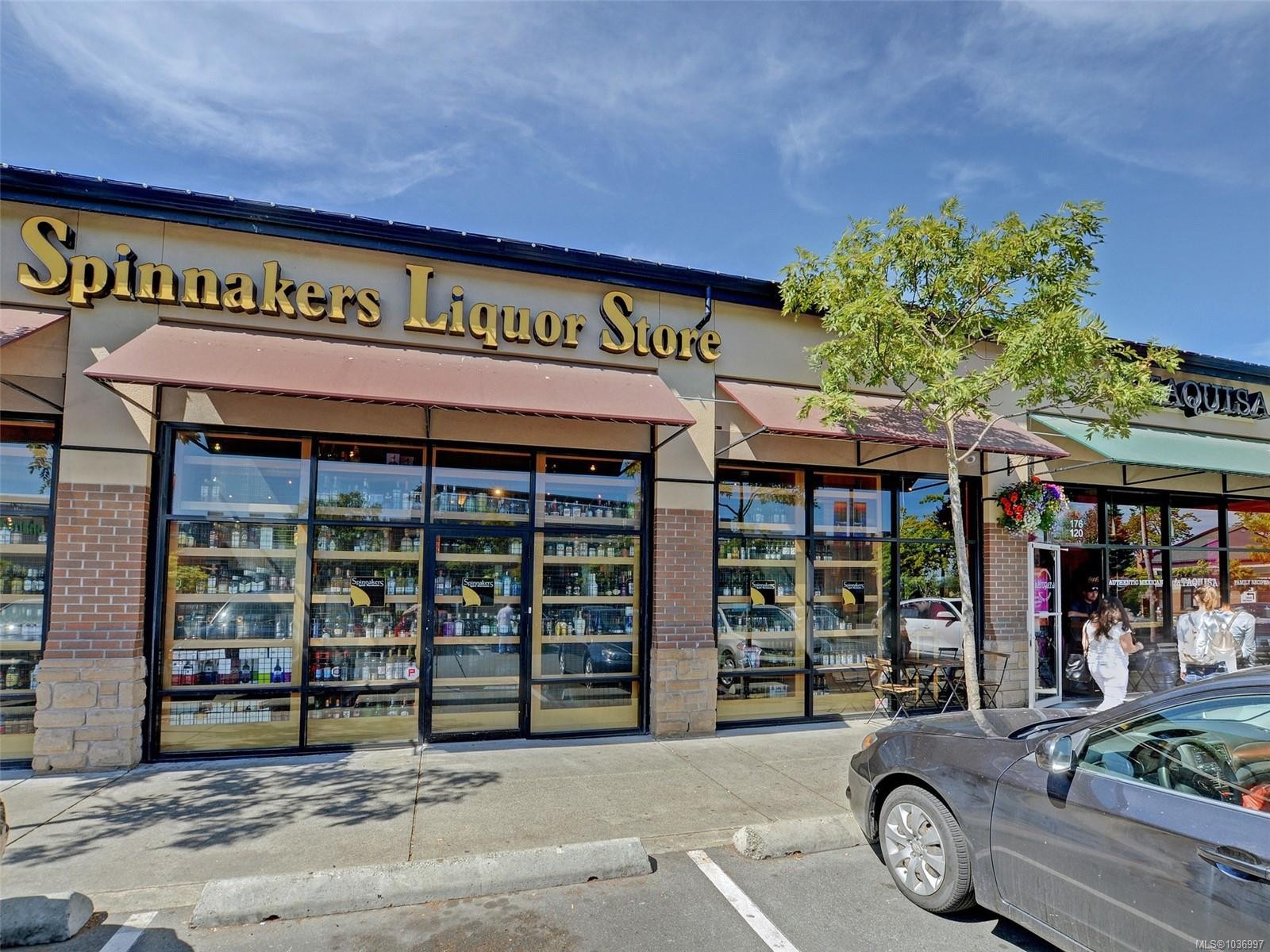 #501-327 Maitland St, Victoria, BC - Outdoor