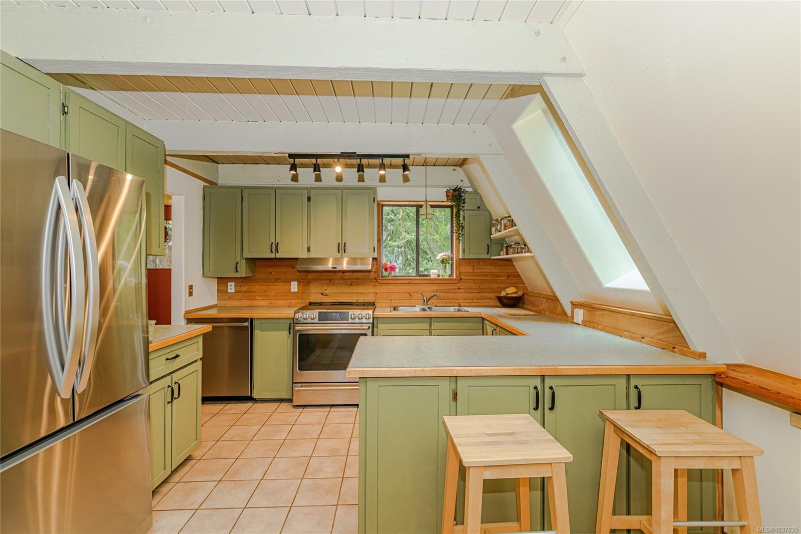 421 Mt. Belcher Hts, Salt Spring, BC