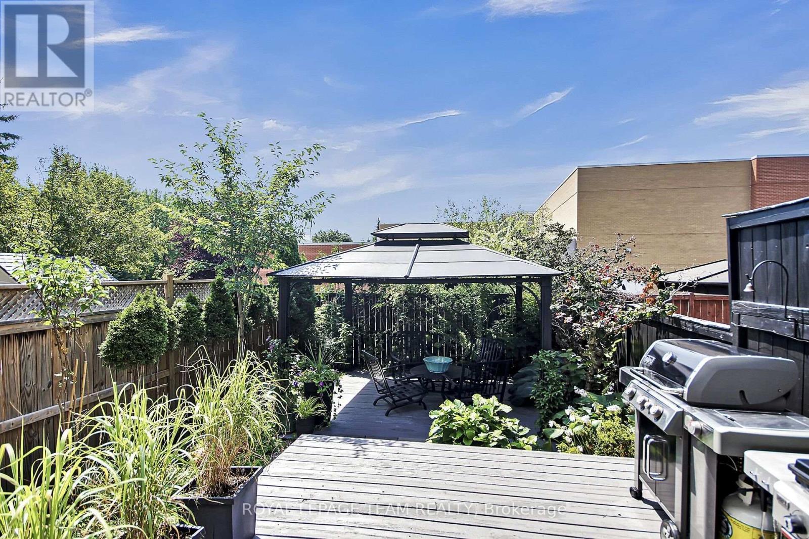 112 Talltree Crescent, Ottawa, ON - Outdoor With Deck Patio Veranda