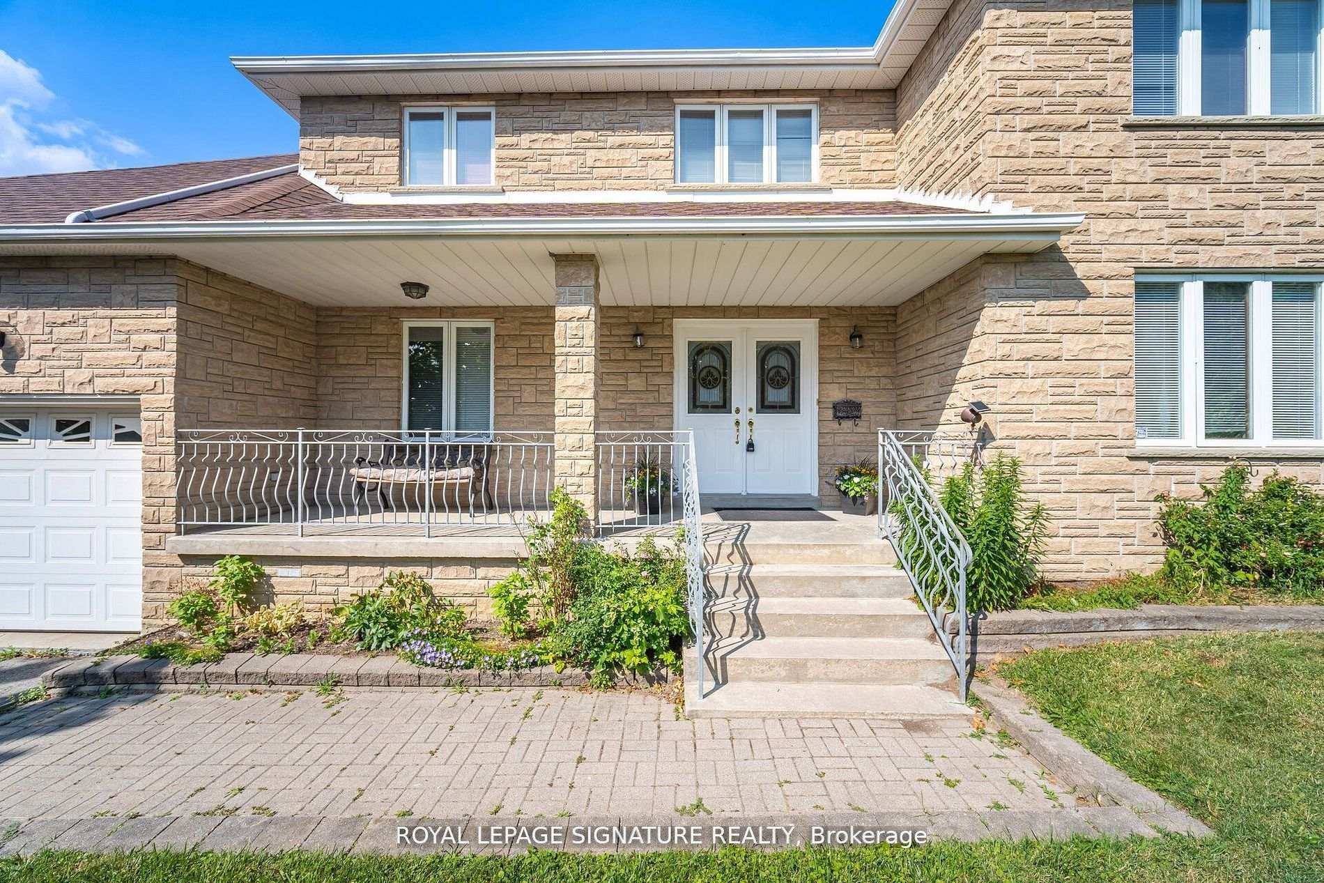 4097 Hickory Drive, Mississauga, ON - Outdoor With Deck Patio Veranda With Facade