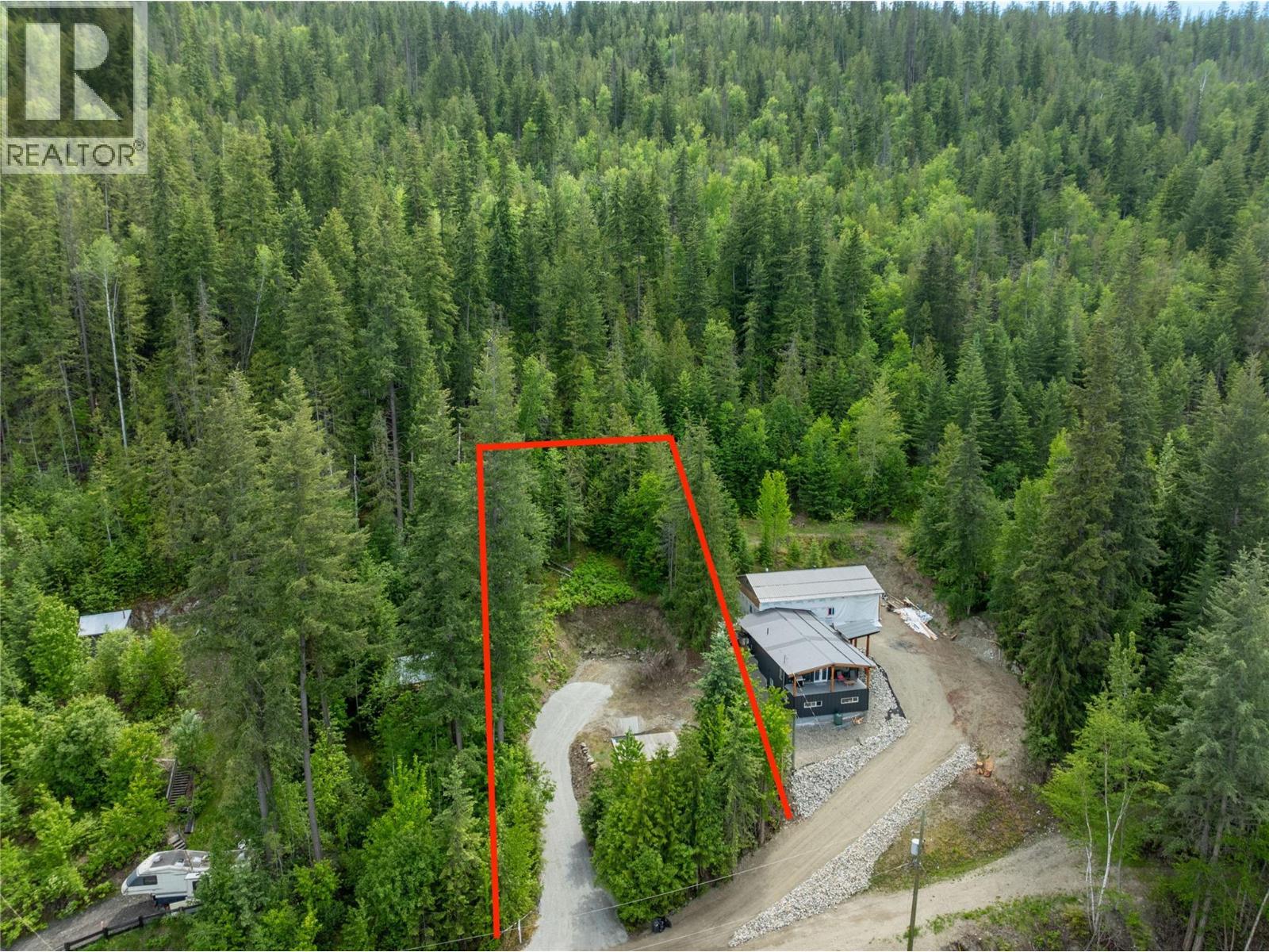 lots line are approx only for reference - 3950 Short Road, Eagle Bay, BC
