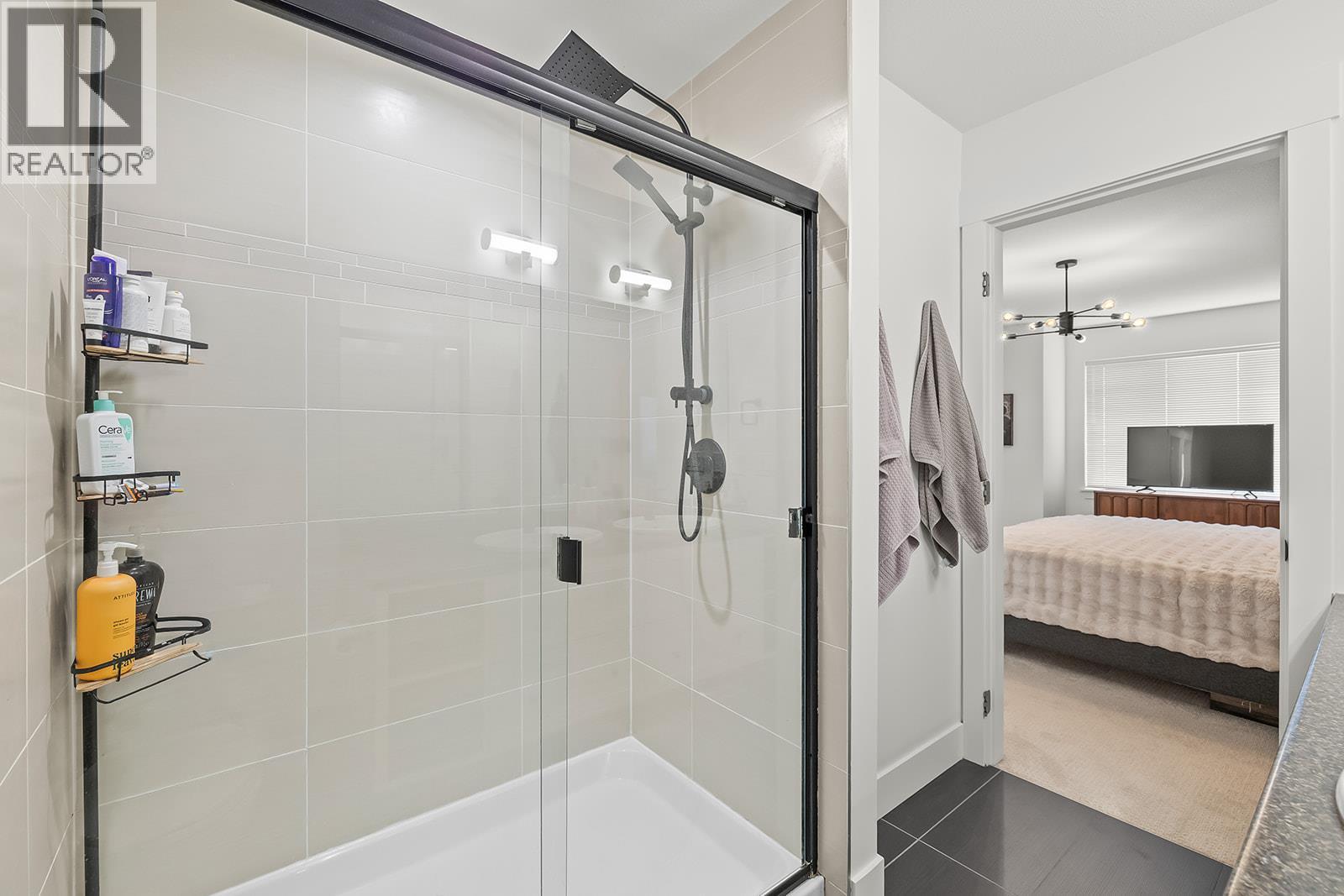 600 Sherwood Road Unit# 45, Kelowna, BC - Indoor Photo Showing Bathroom