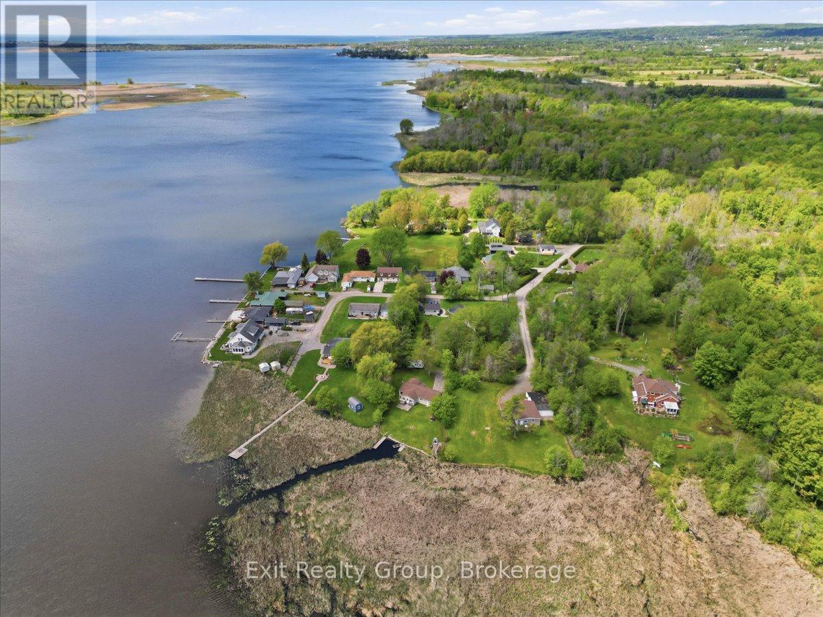 33 Willow Point Road, Brighton, ON - Outdoor With Body Of Water With View
