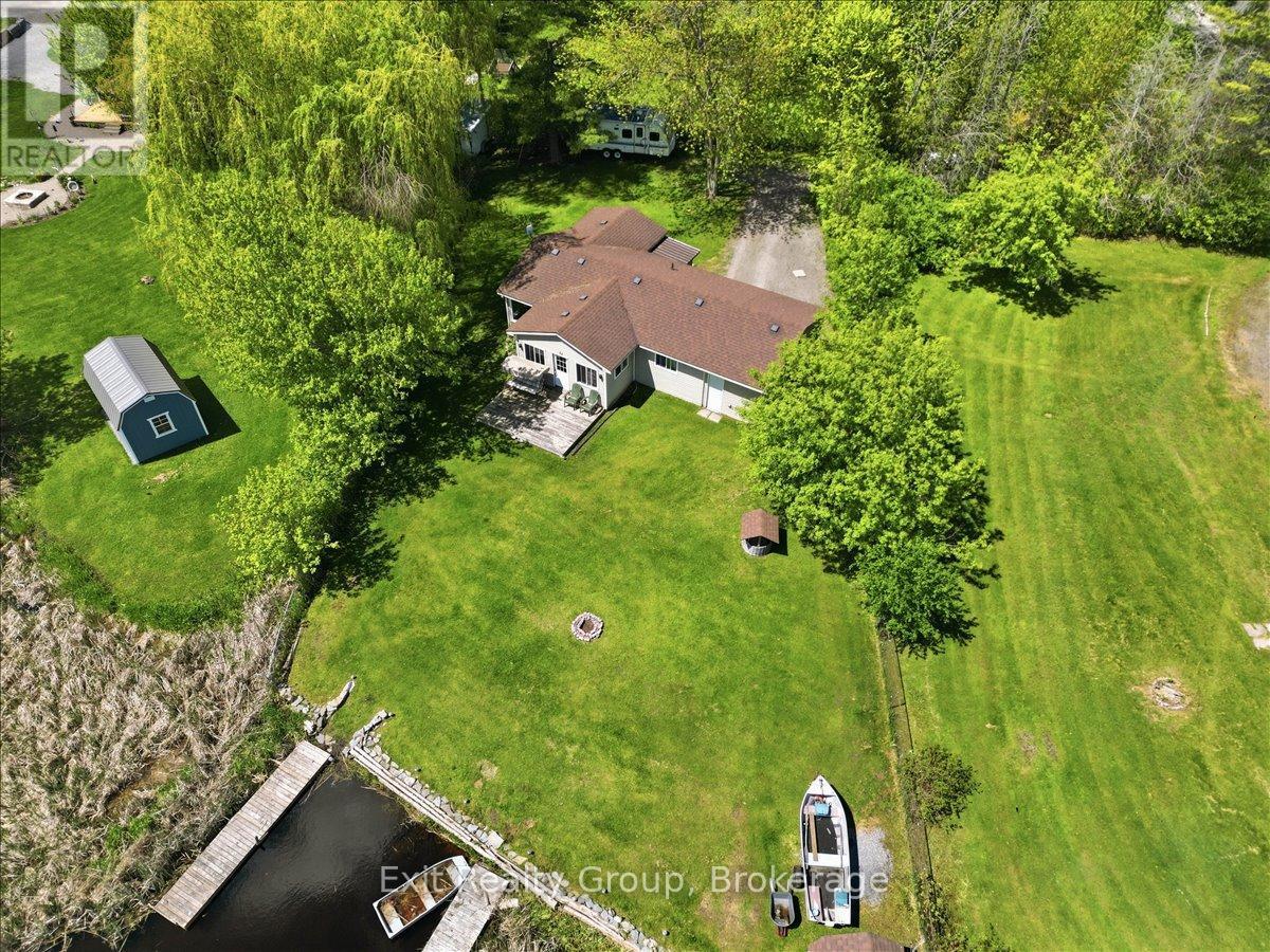 33 Willow Point Road, Brighton, ON - Outdoor
