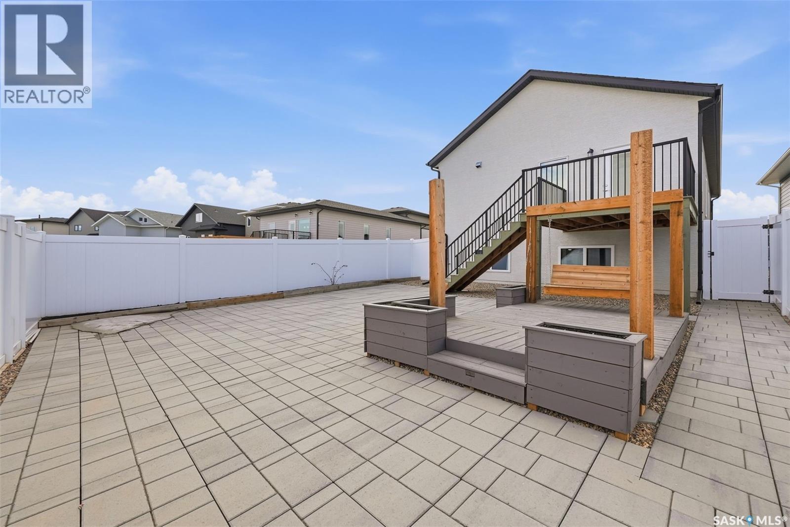 671 Underhill Road, Saskatoon, SK - Outdoor With Deck Patio Veranda