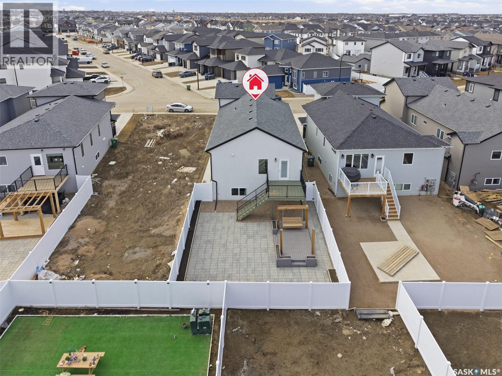 671 Underhill Road, Saskatoon, SK - Outdoor