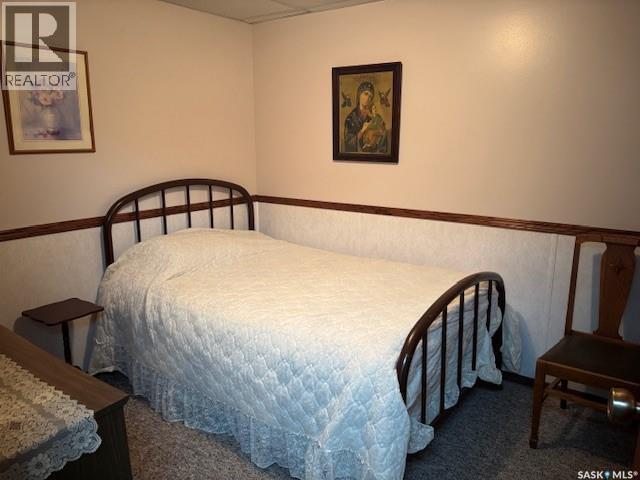 149 Garvin Crescent, Canora, SK - Indoor Photo Showing Bedroom