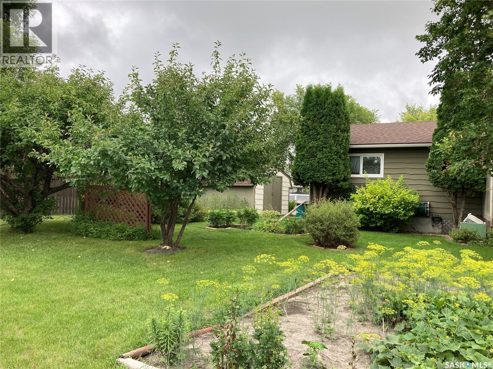 149 Garvin Crescent, Canora, SK - Outdoor