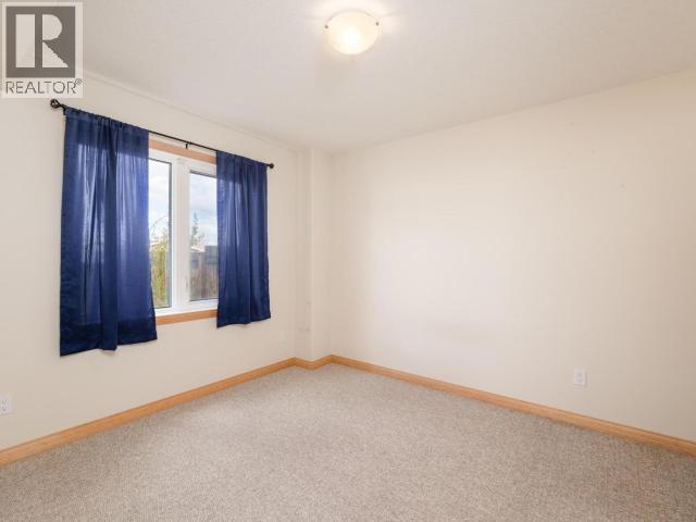 15 Bailey Place, Whitehorse, YT - Indoor Photo Showing Other Room