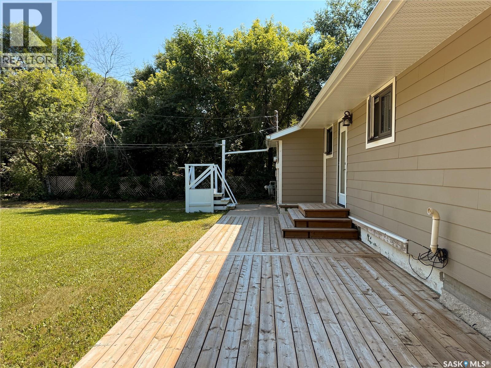 211 Pangman Street, Outlook, SK - Outdoor With Deck Patio Veranda With Exterior