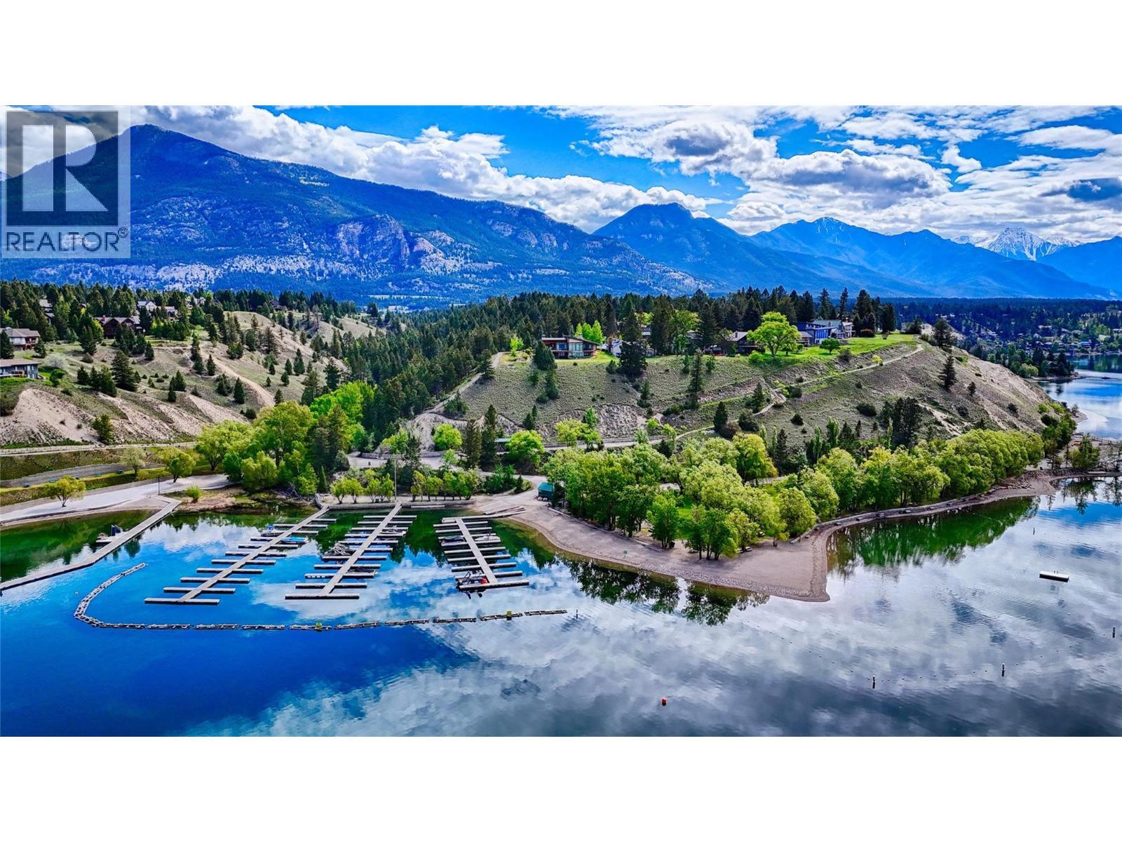 1067 Timberhill Place, Windermere, BC - Outdoor With View