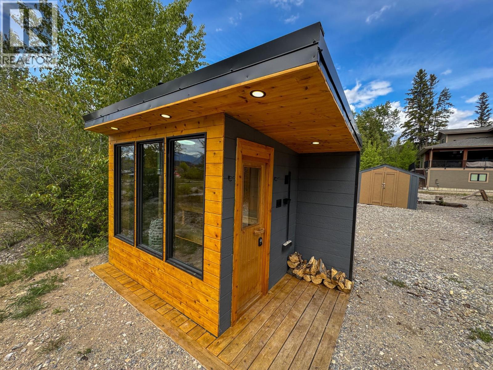 4615 Rowan Street, Windermere, BC - Outdoor With Deck Patio Veranda With Exterior
