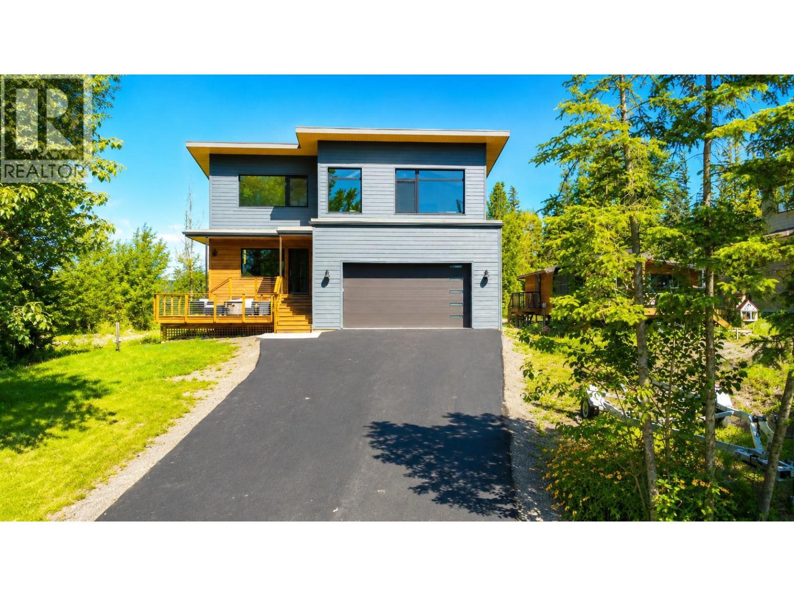 4615 Rowan Street, Windermere, BC - Outdoor With Facade