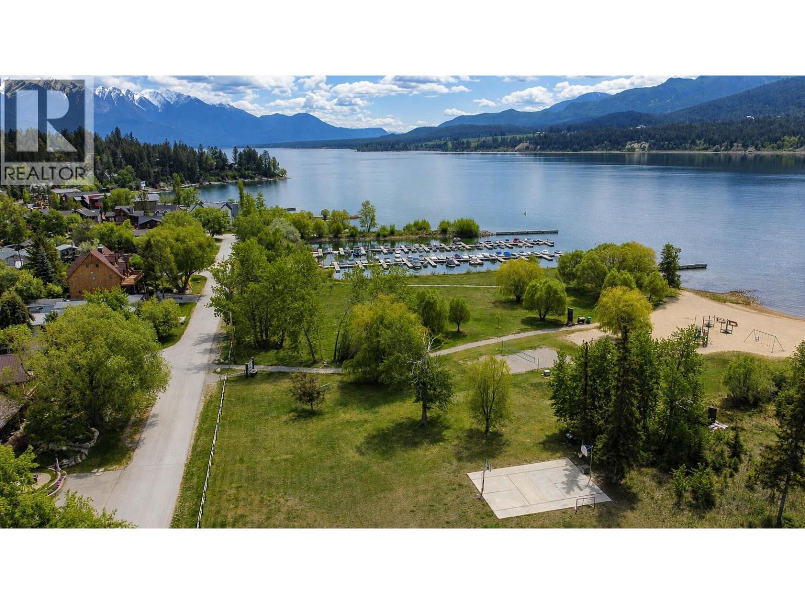 4615 Rowan Street, Windermere, BC - Outdoor With Body Of Water With View