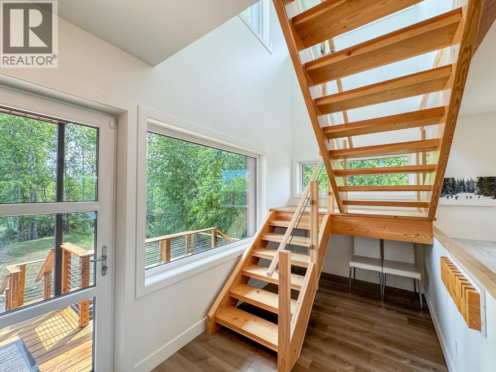 4615 Rowan Street, Windermere, BC - Indoor Photo Showing Other Room