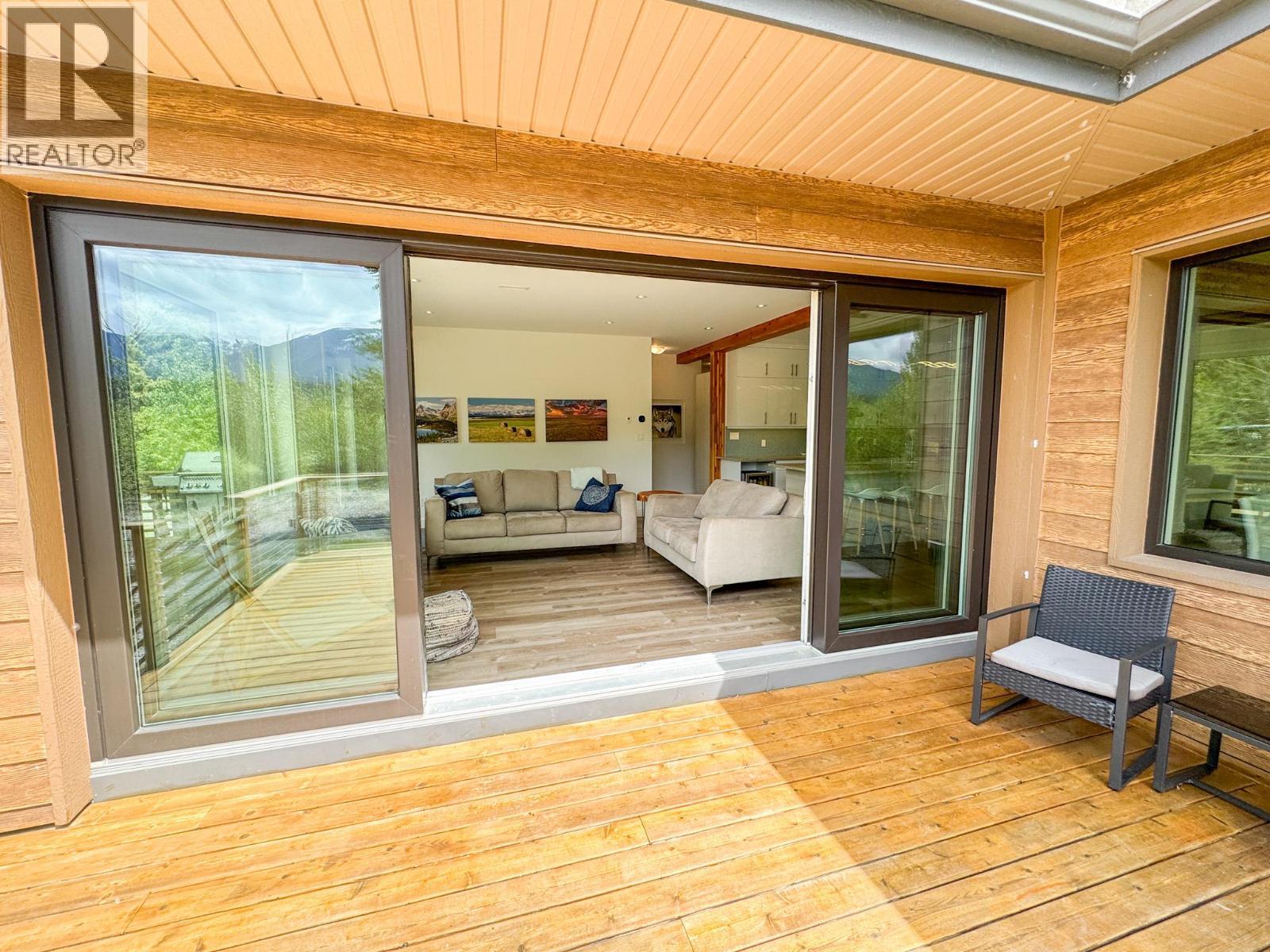 4615 Rowan Street, Windermere, BC - Outdoor With Deck Patio Veranda With Exterior