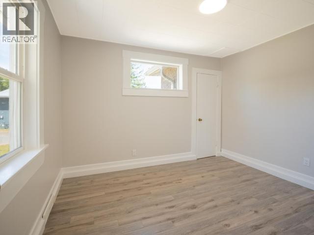 5198 Manson Ave, Powell River, BC