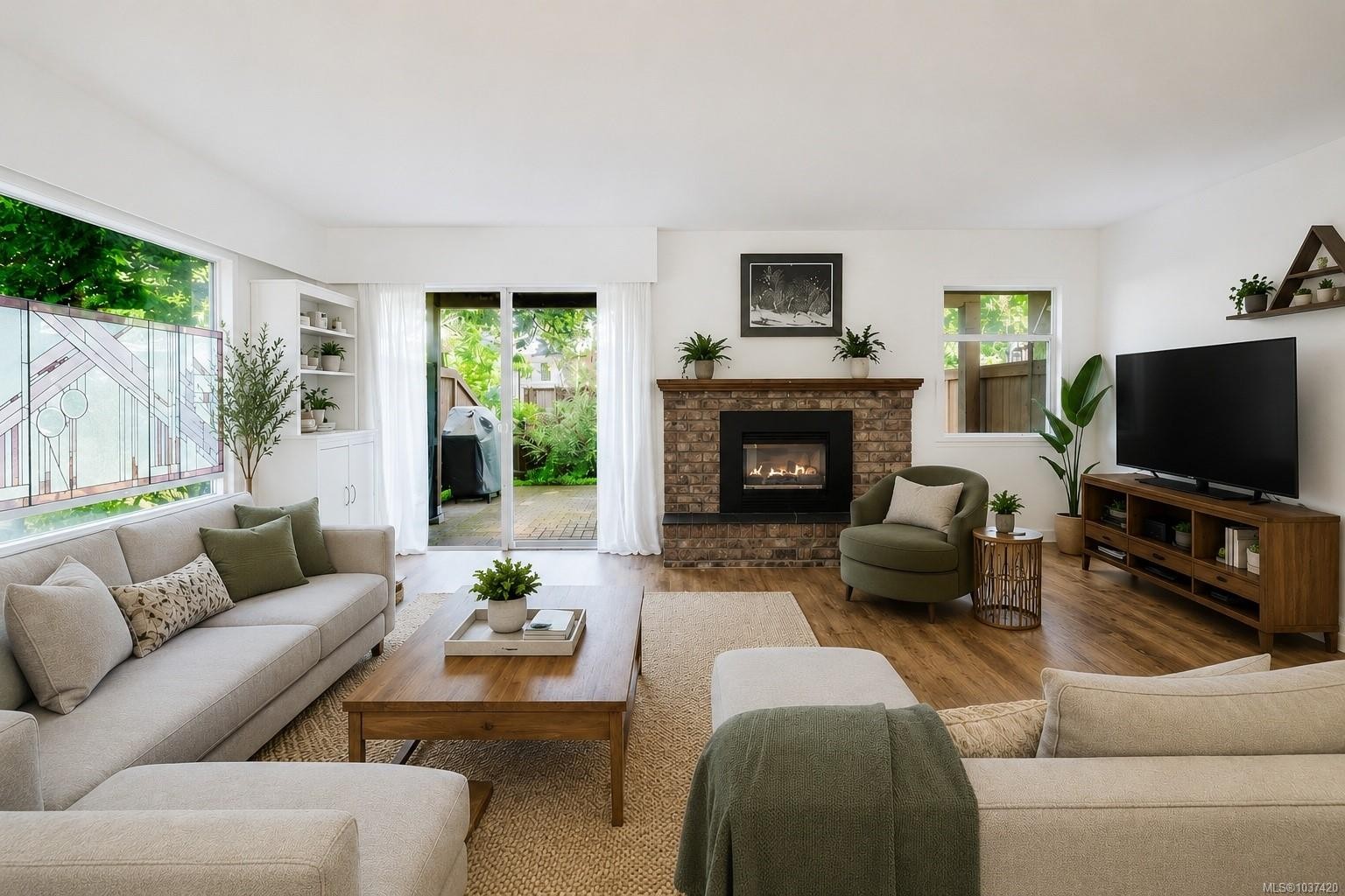 #3-933 Admirals Rd, Esquimalt, BC