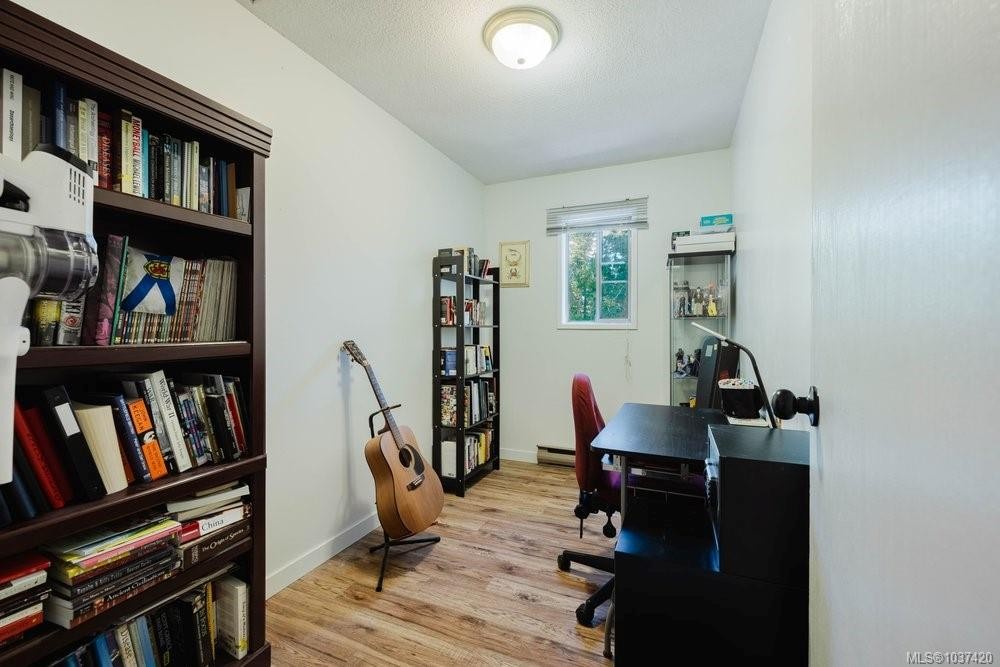 #3-933 Admirals Rd, Esquimalt, BC