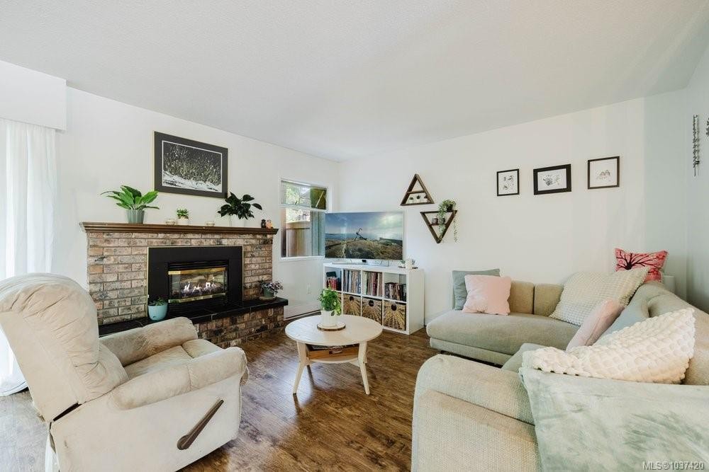 #3-933 Admirals Rd, Esquimalt, BC