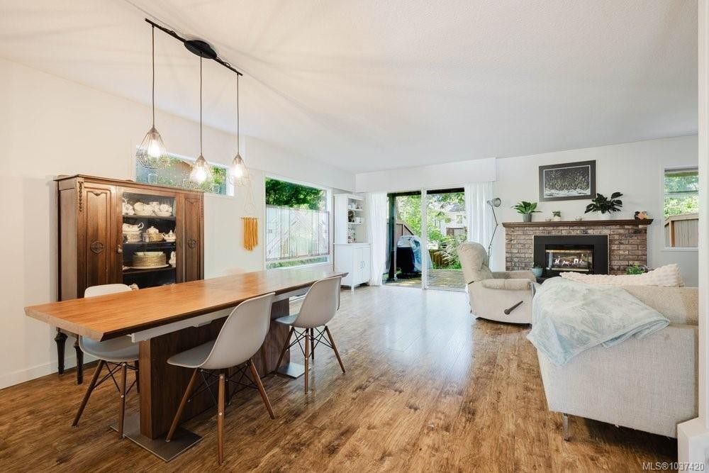 #3-933 Admirals Rd, Esquimalt, BC