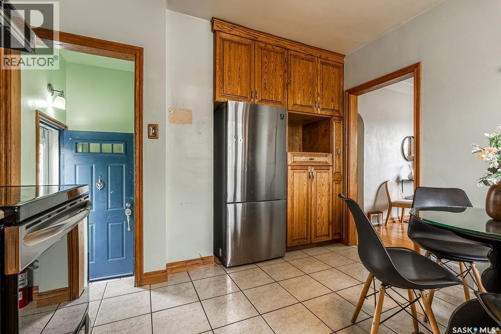 901 1St Street E, Saskatoon, SK - Indoor