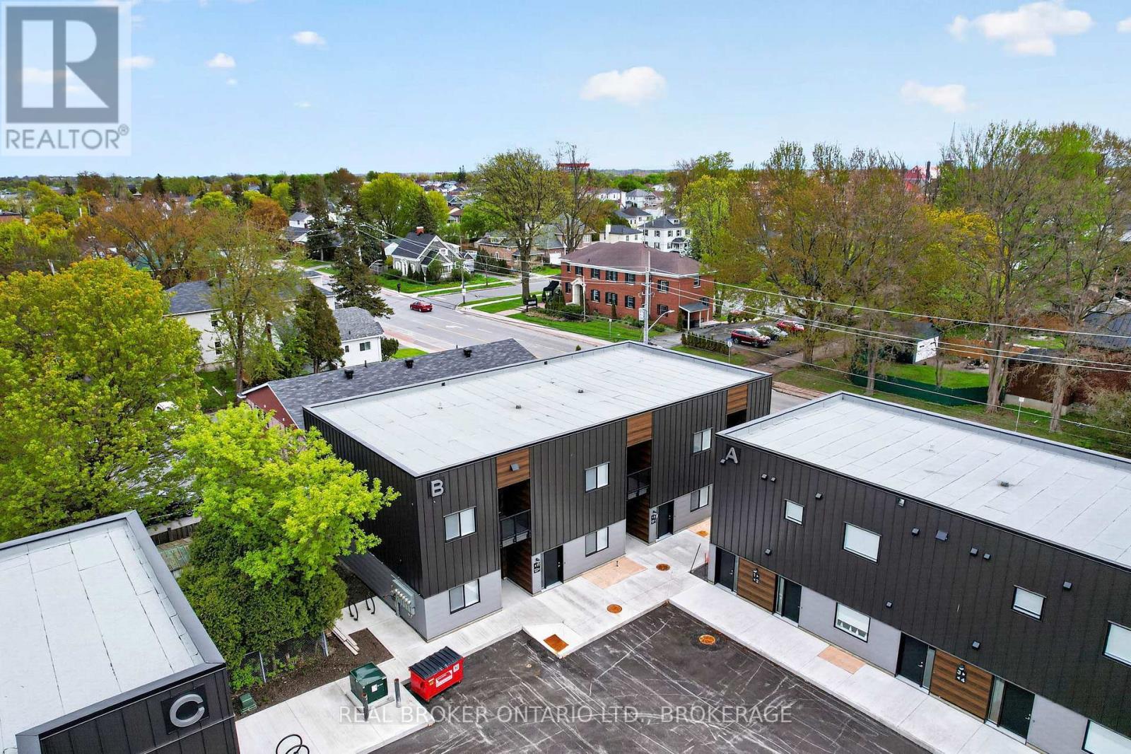 Unit #9B - 600 Second Street E, Cornwall, ON - Outdoor