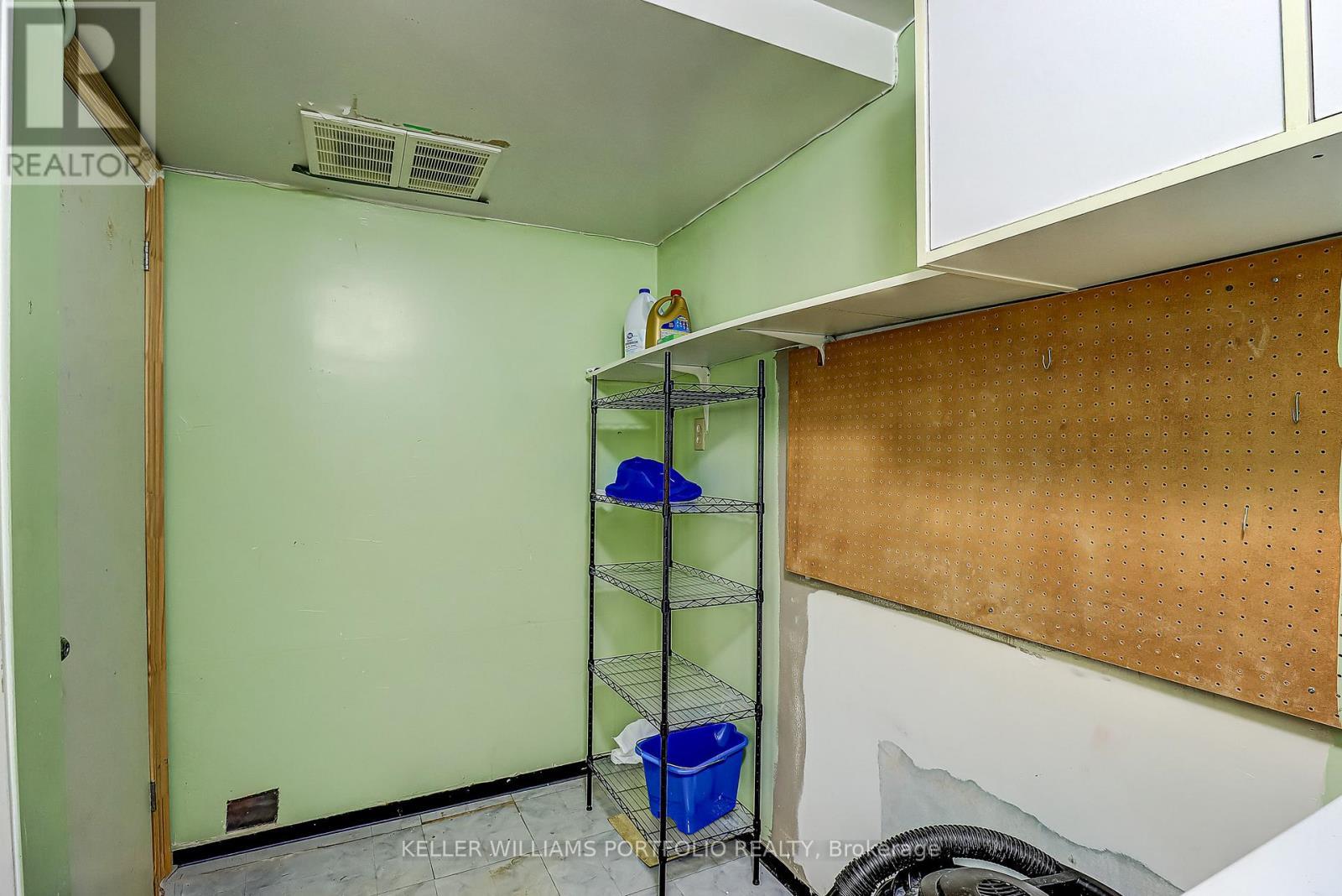 Lower Unit - 97 Dobson Drive, Ajax, ON - Indoor Photo Showing Other Room
