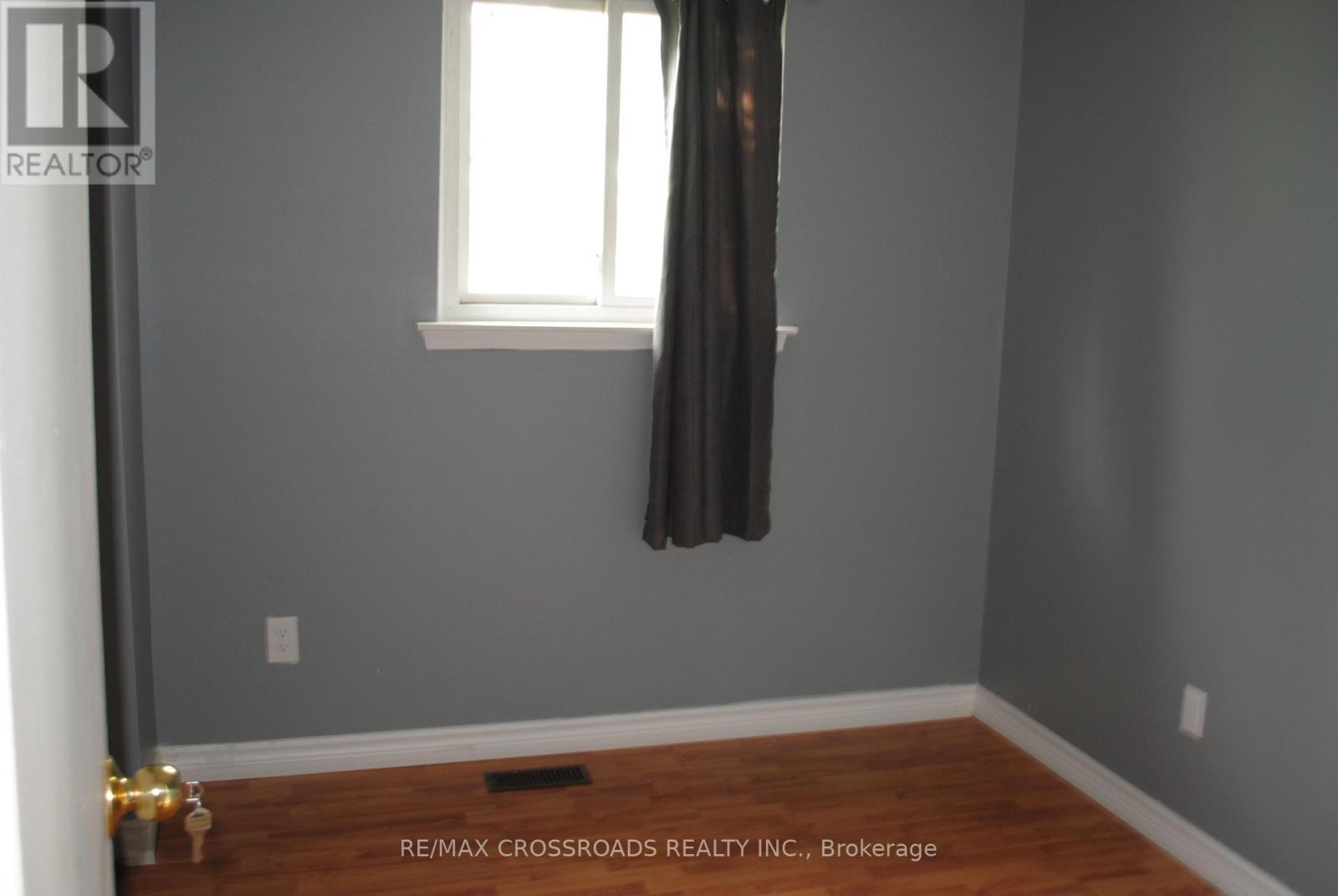 43 Berner Trail, Toronto, ON - Indoor Photo Showing Other Room