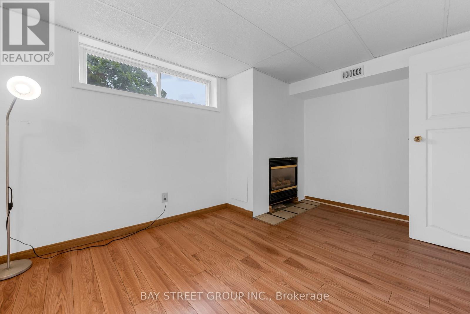 8 Glenbarr Road, St. Catharines, ON - Indoor Photo Showing Other Room