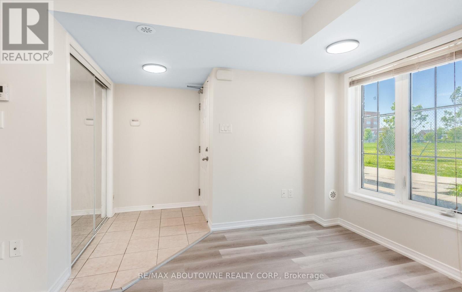 1 - 2441 Greenwich Drive, Oakville, ON