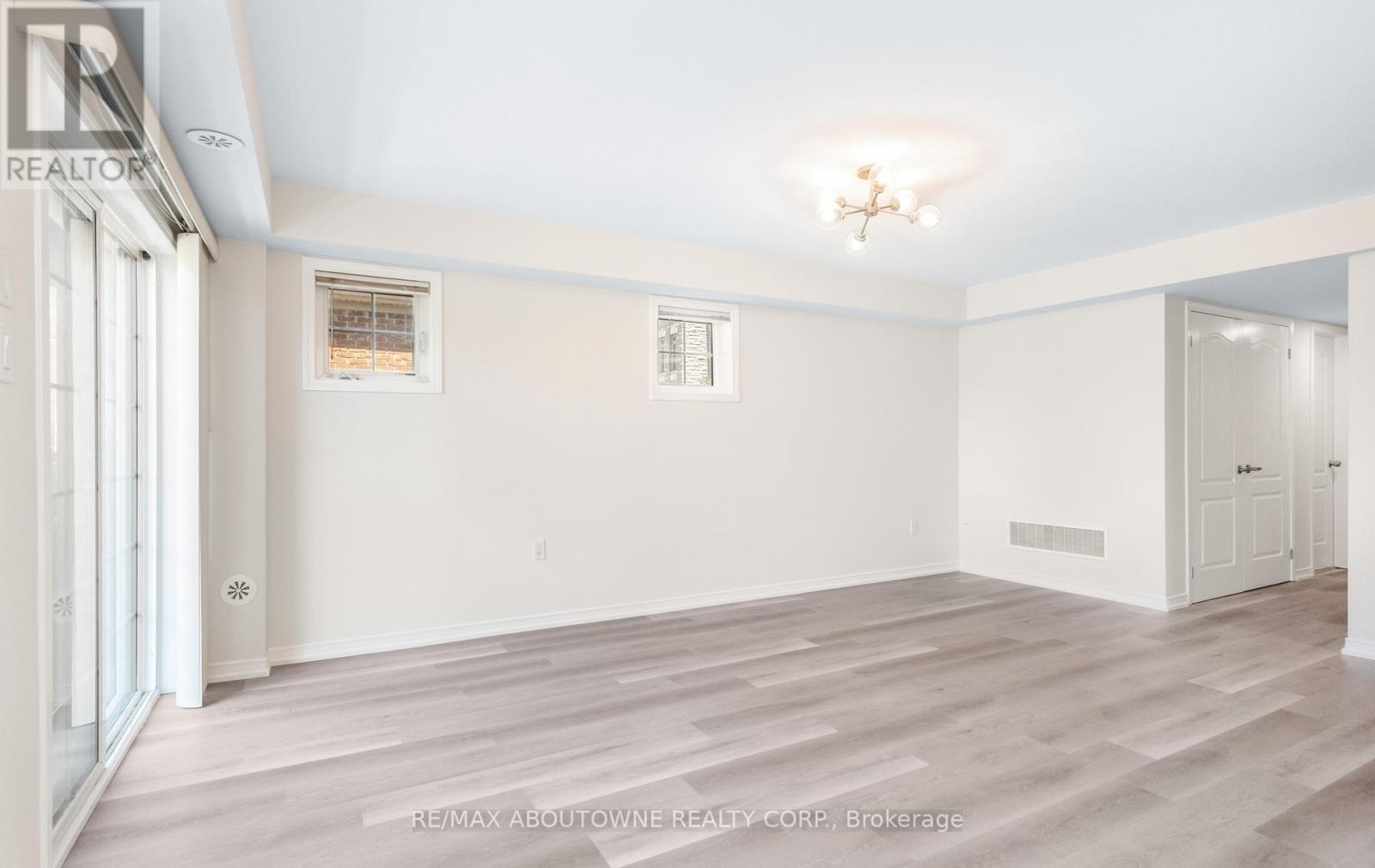 1 - 2441 Greenwich Drive, Oakville, ON