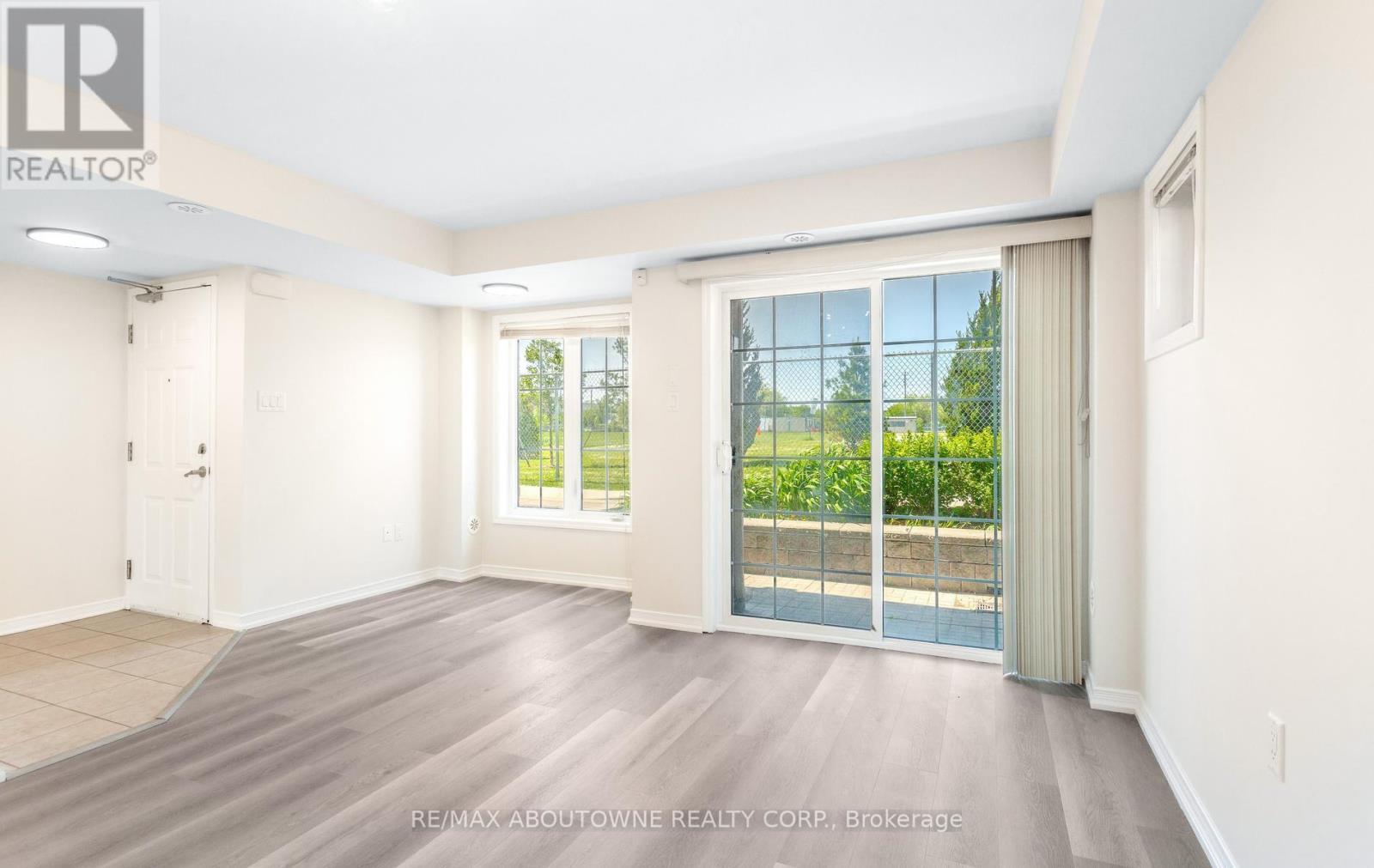 1 - 2441 Greenwich Drive, Oakville, ON