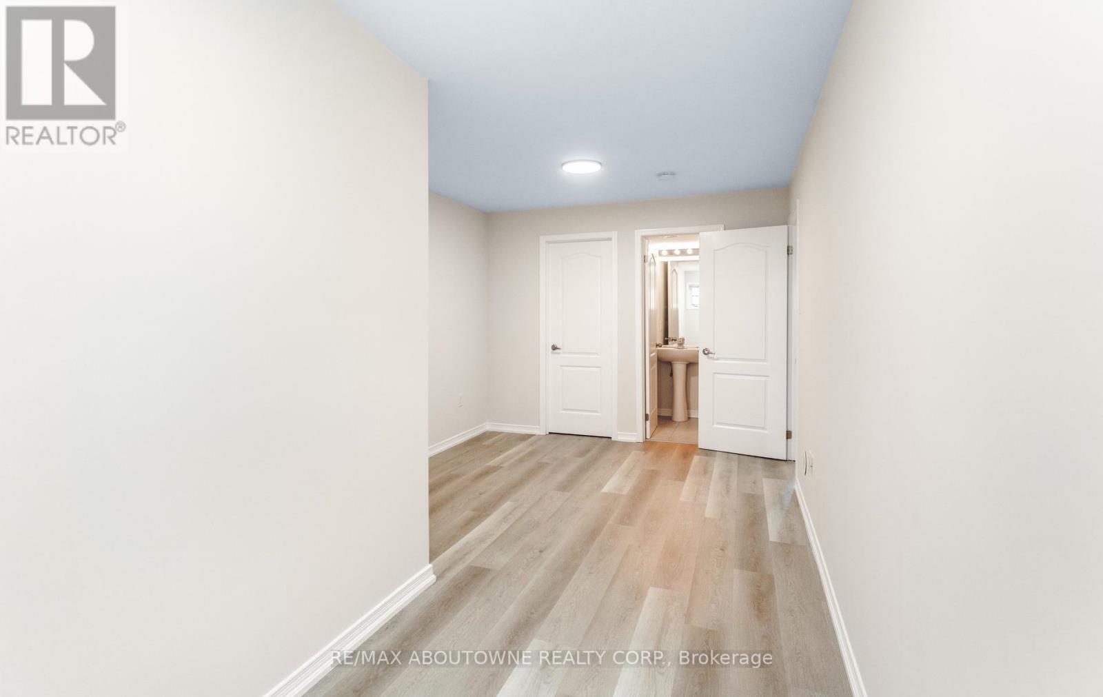 1 - 2441 Greenwich Drive, Oakville, ON