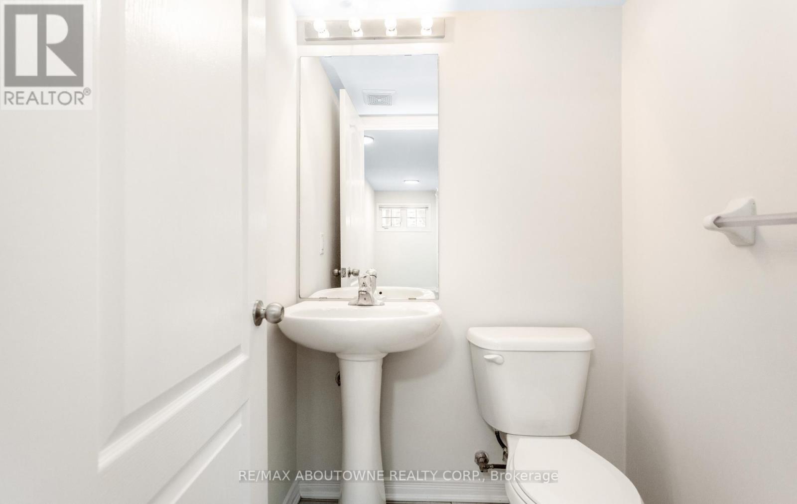 1 - 2441 Greenwich Drive, Oakville, ON