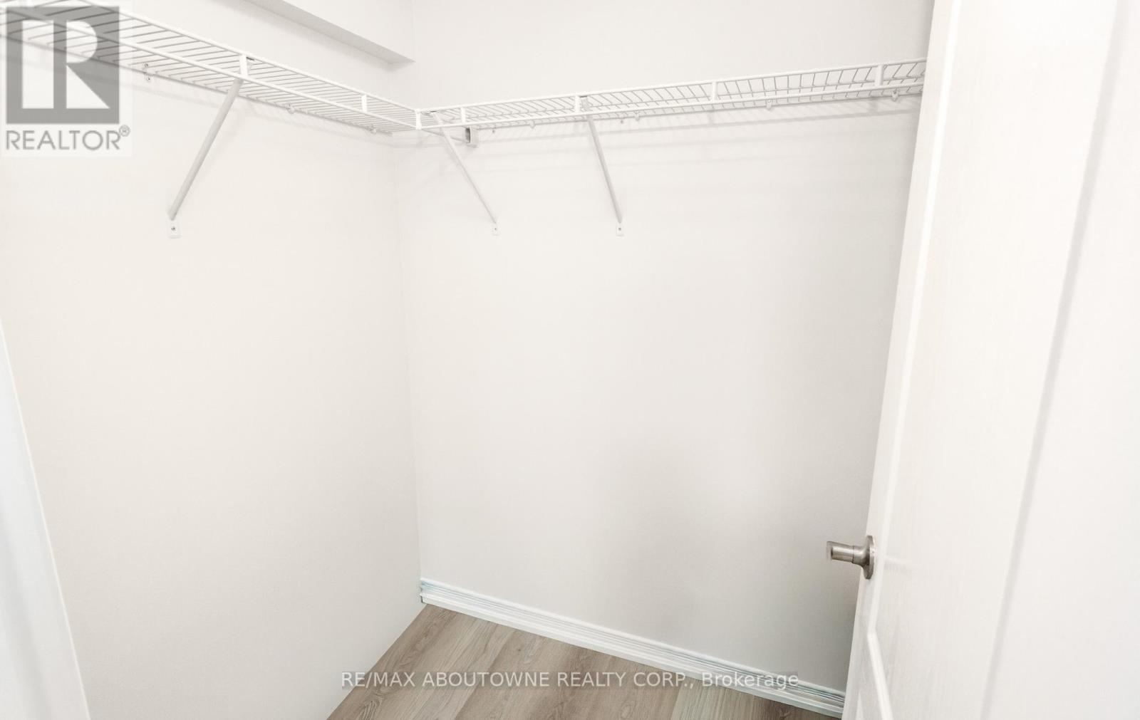 1 - 2441 Greenwich Drive, Oakville, ON