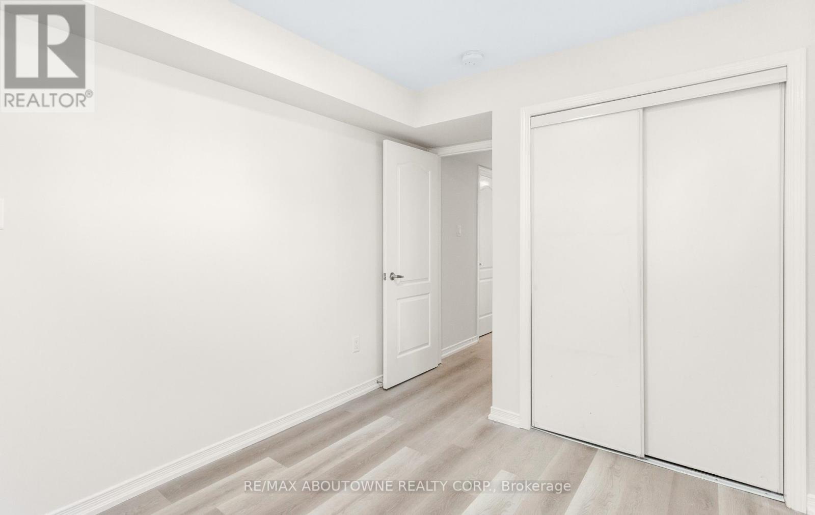 1 - 2441 Greenwich Drive, Oakville, ON