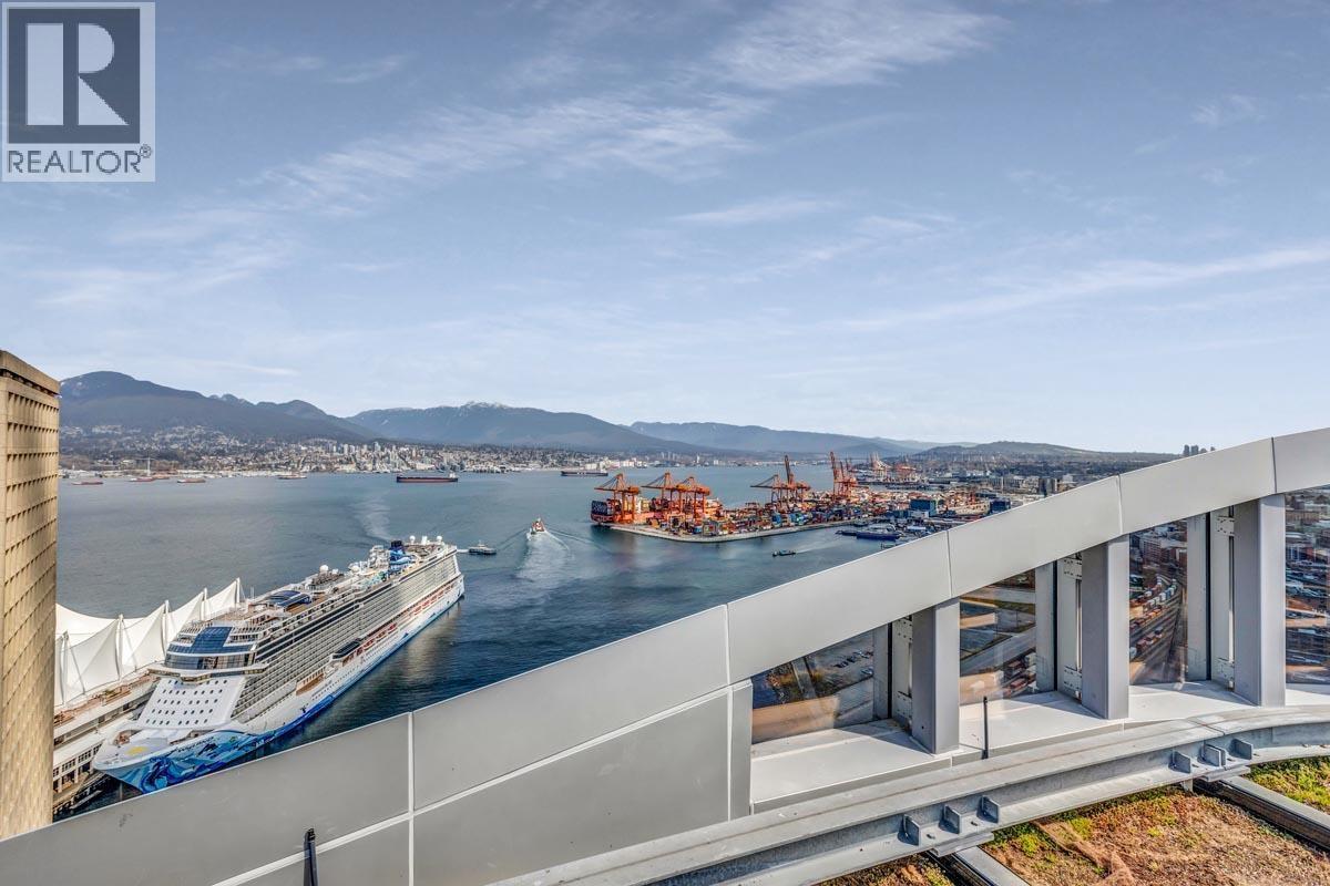 540 320 Granville Street, Vancouver, BC