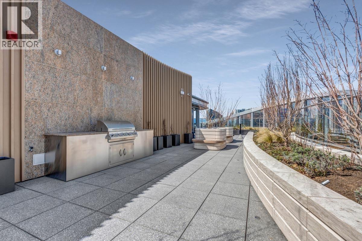 540 320 Granville Street, Vancouver, BC