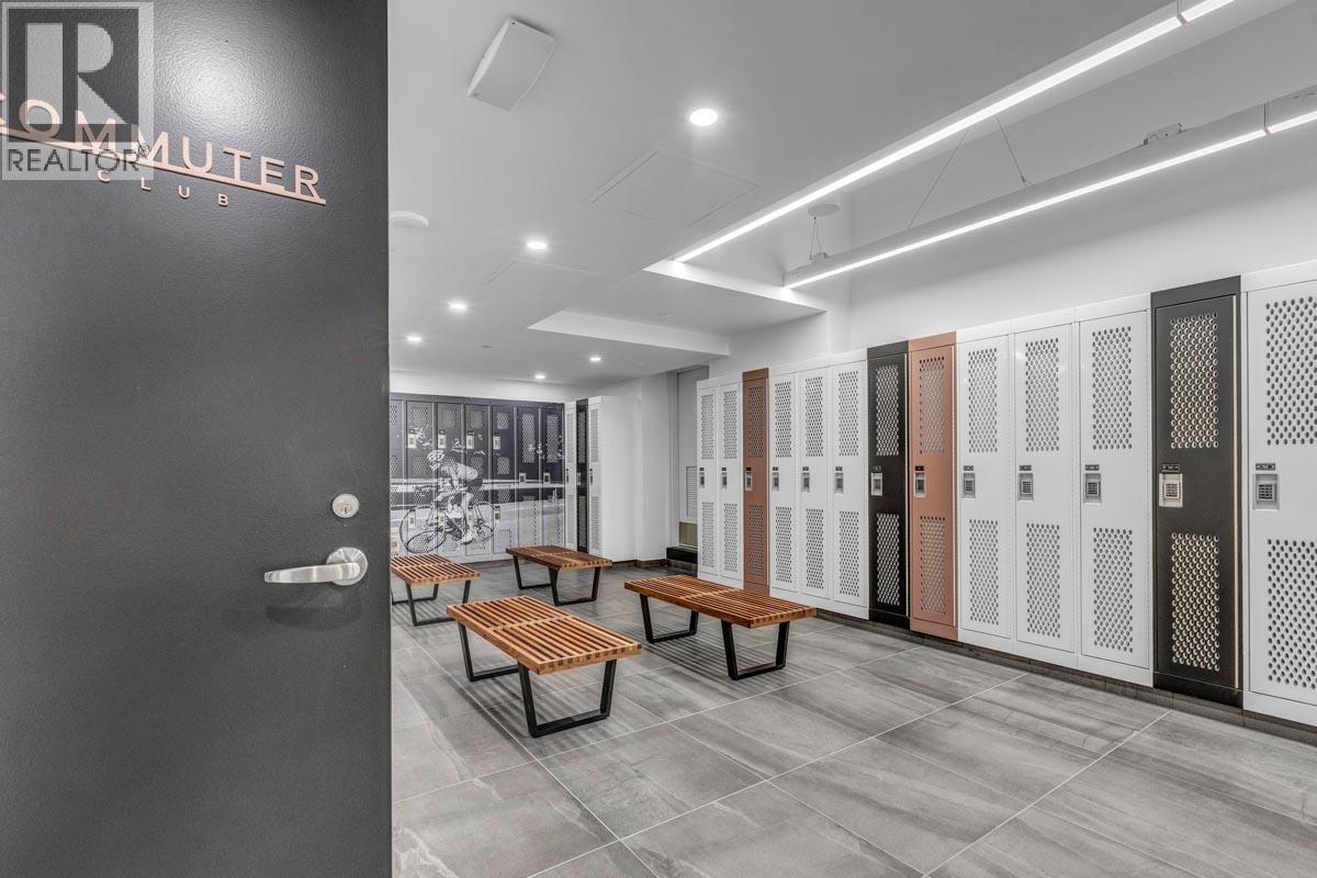 540 320 Granville Street, Vancouver, BC