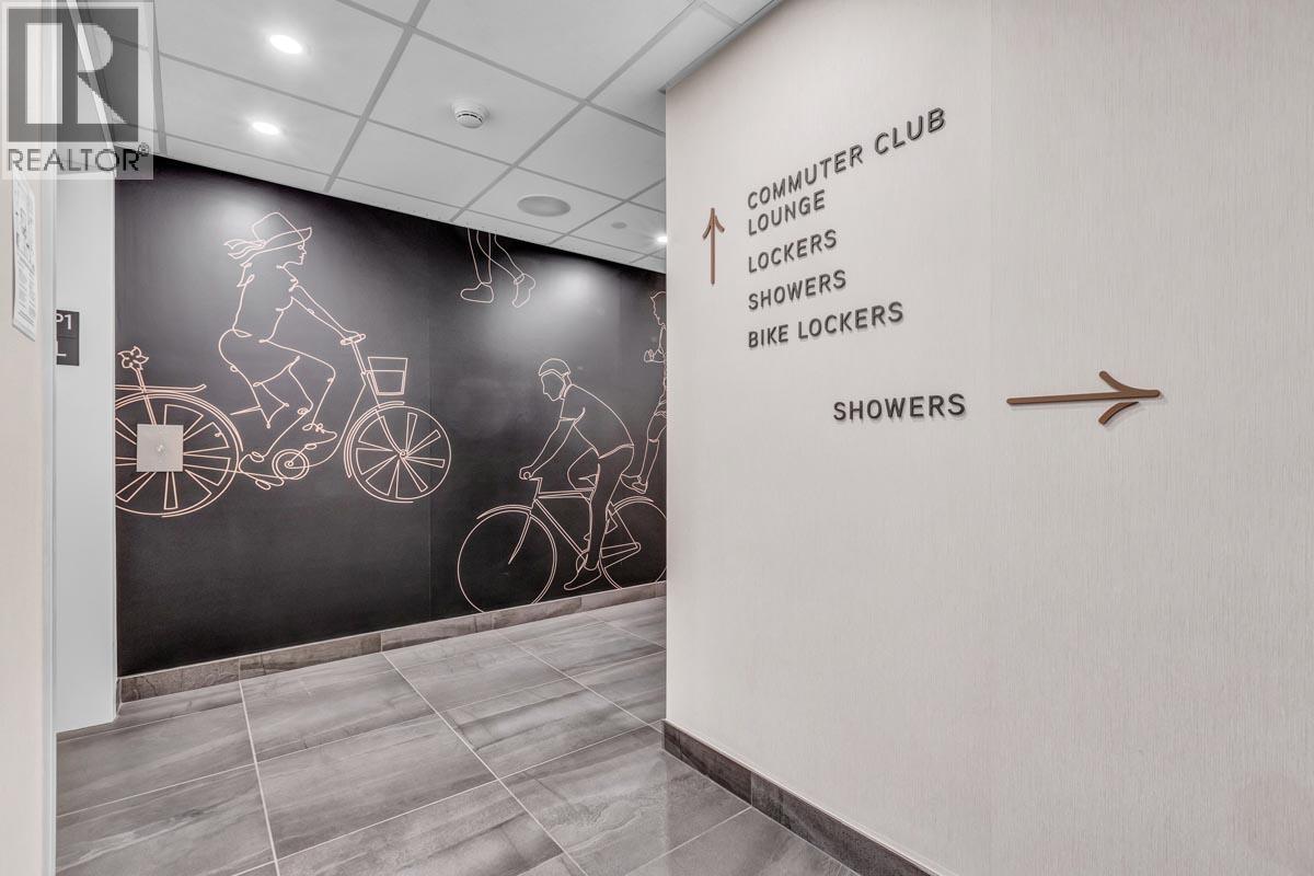 540 320 Granville Street, Vancouver, BC