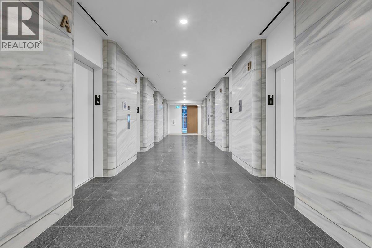 540 320 Granville Street, Vancouver, BC